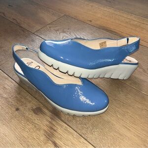Wonders slip-on wedge blue patent leather lightweight WondersFly 40 9